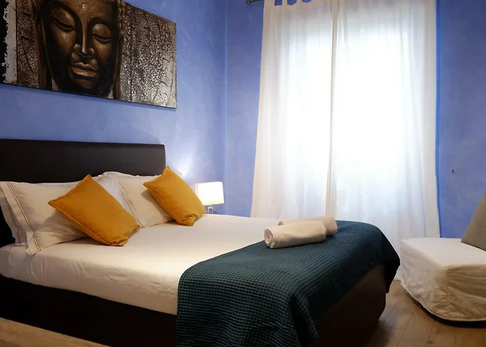 Apartment The Blue Strawberry House In San Giovanni *